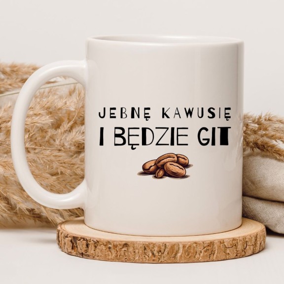 Kubek klasyczny biały 330 ml z humorystycznym nadrukiem kawowym, idealny dla kawoszy